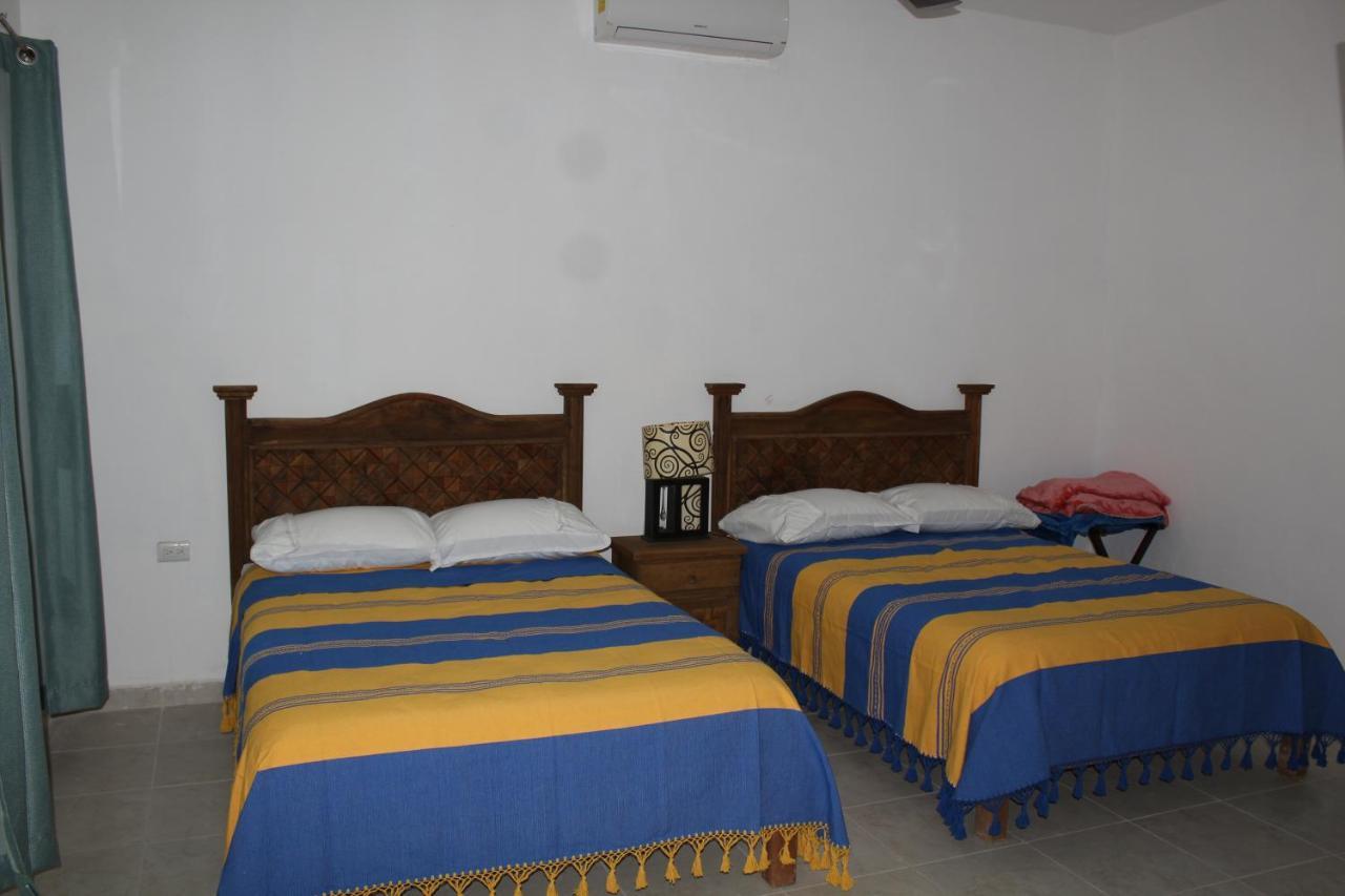 Hotel Casona Margot Valladolid  Exteriör bild