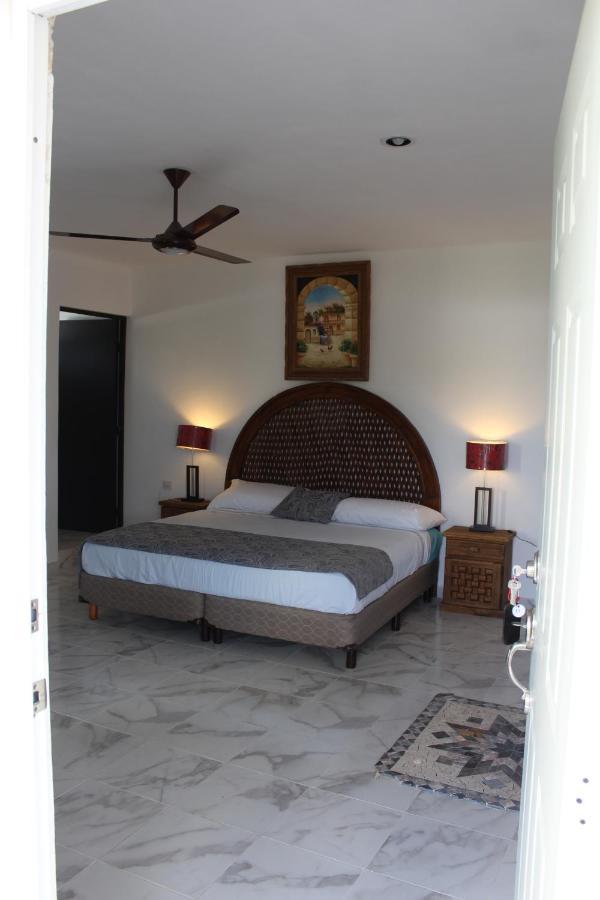 Hotel Casona Margot Valladolid  Exteriör bild