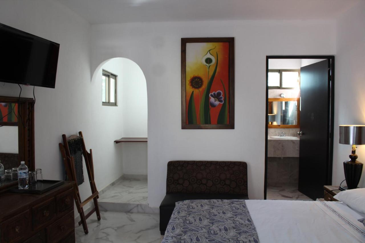 Hotel Casona Margot Valladolid  Exteriör bild